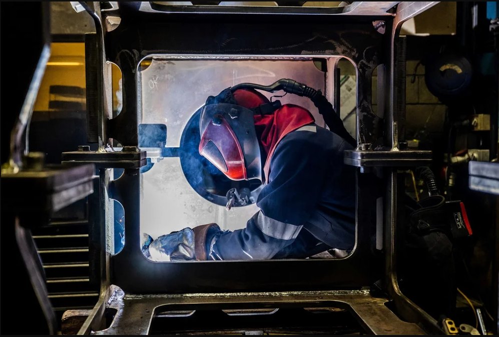 Coded welding inside a large steel fabrication